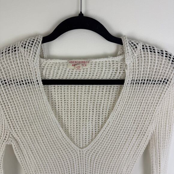 Abercrombie & Fitch Womens Long Sleeve Open Knit White Hooded Sweater Medium - Picture 3 of 13
